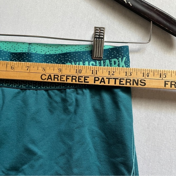 Gymshark Apex Seamless Low Rise Shorts Sz M - Picture 6 of 6